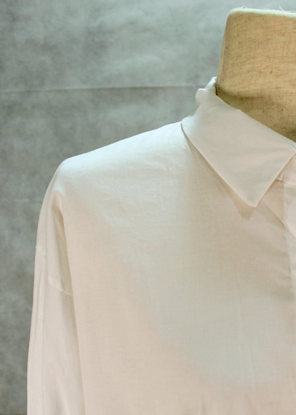 camisa-blanca-detalle